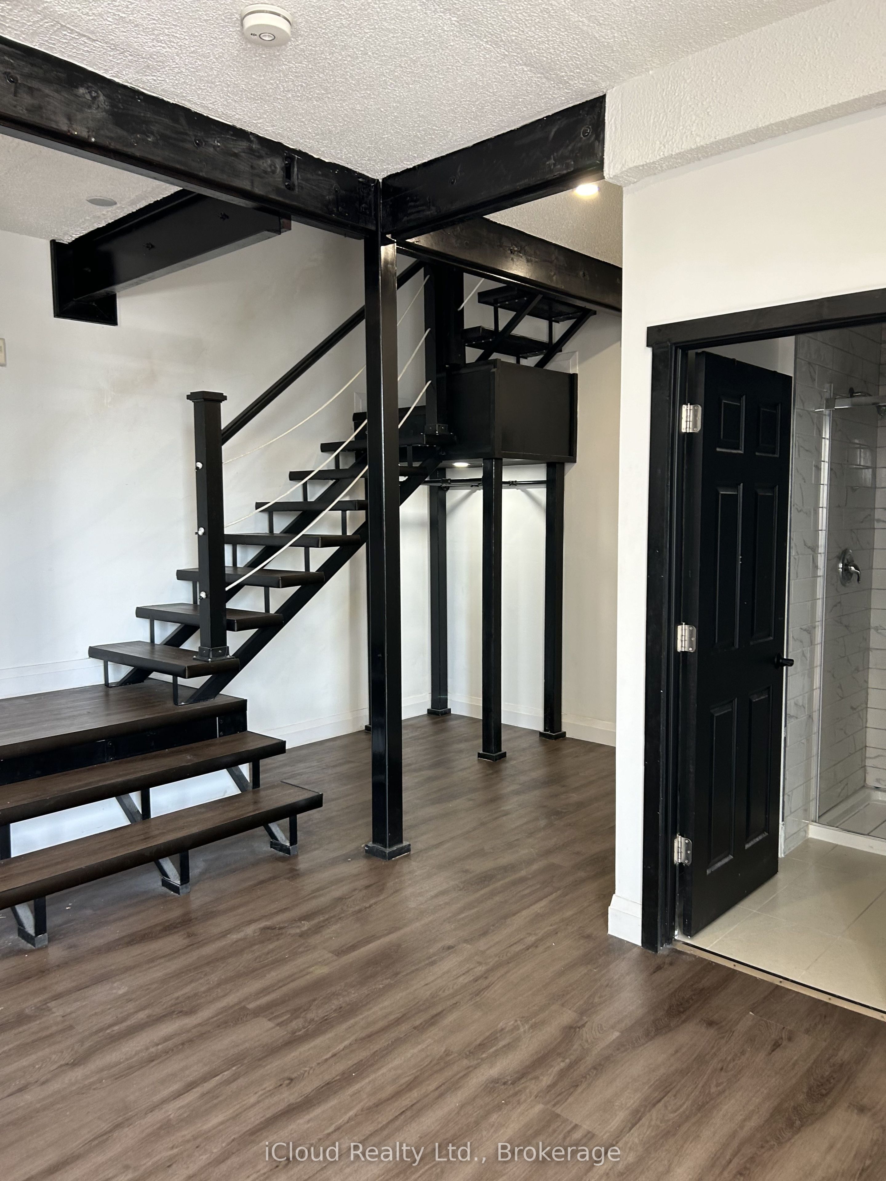 Unit 12 - 7 Foundry Street, Dundas 4