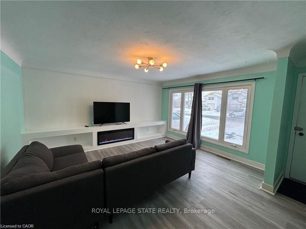 Unit Upper - 118 Jacobson Avenue, St. Catharines 2