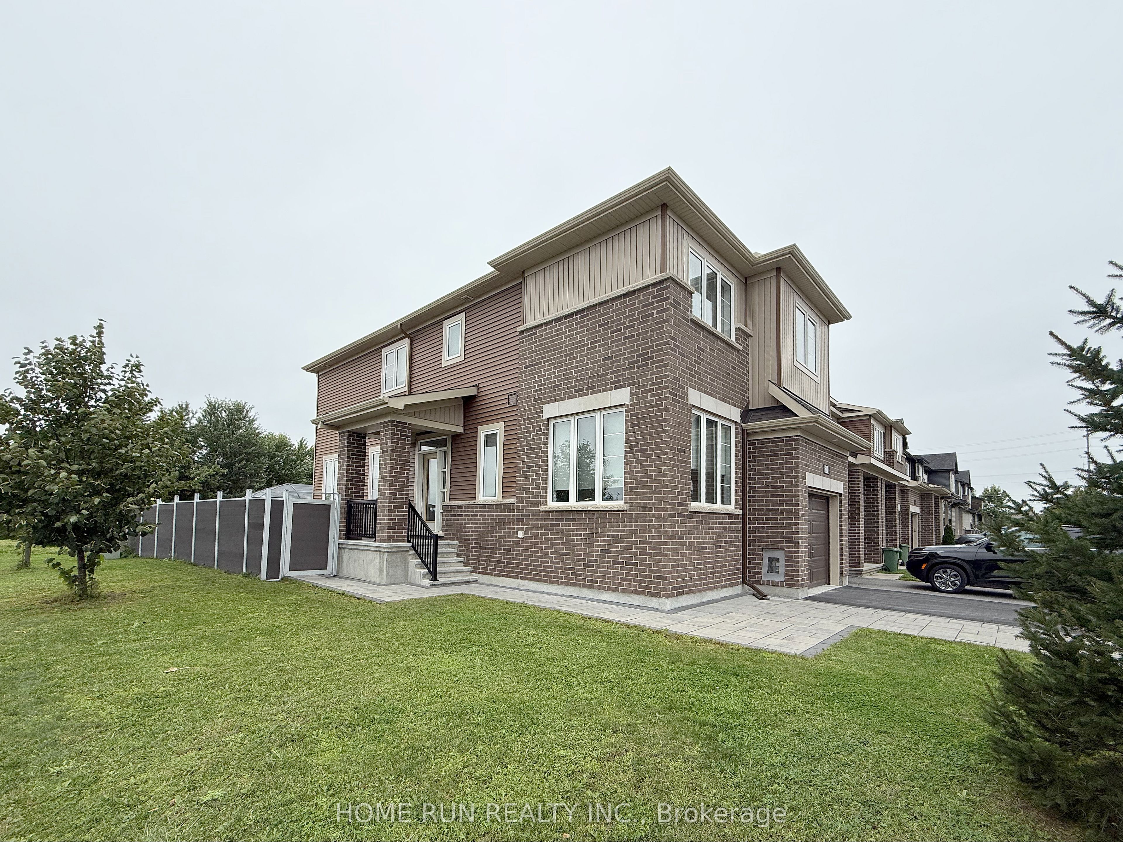 570 Clemency Crescent, Nepean 2