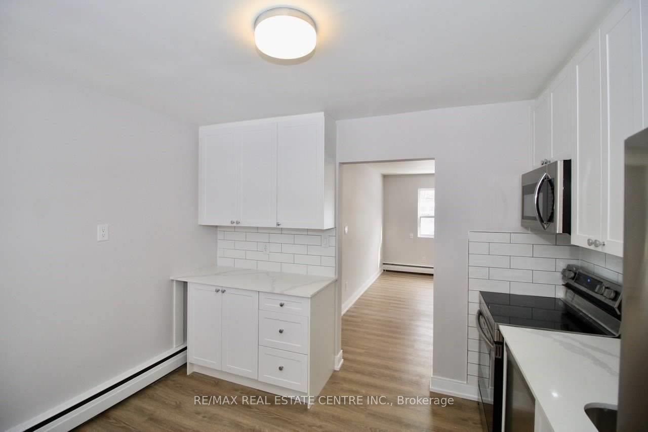 Unit 6 - 424 Argyle Street S, Cambridge 4