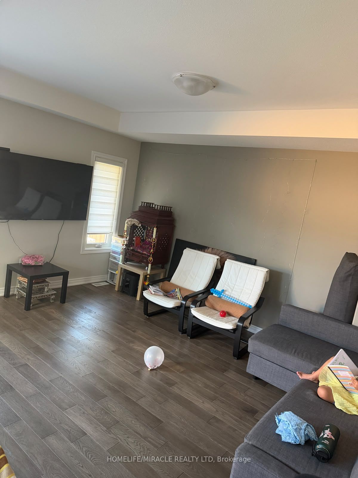 1222 Uppers Lane, Thorold 2
