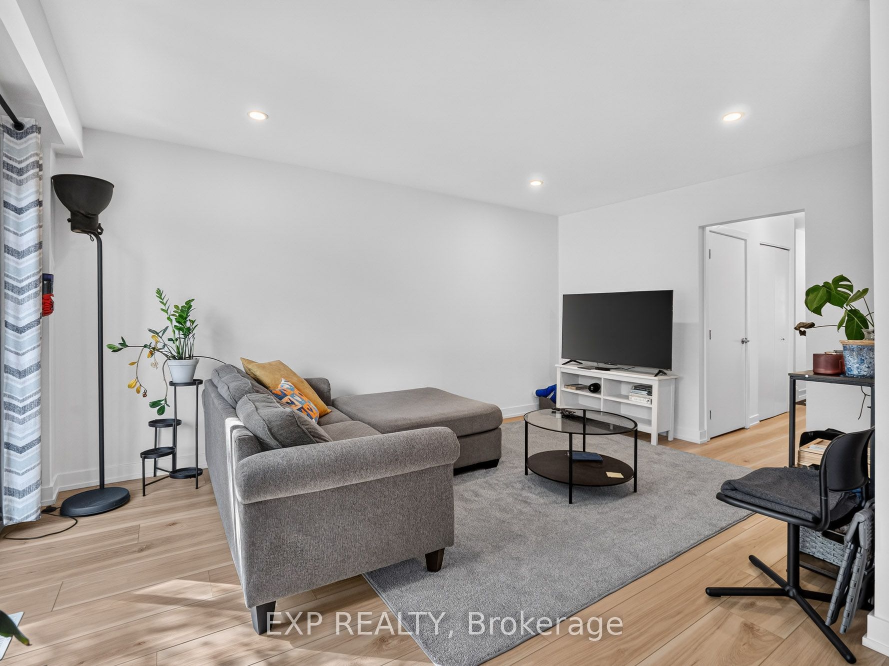 Unit 24 - 1444 Upper Ottawa Street, Hamilton 4