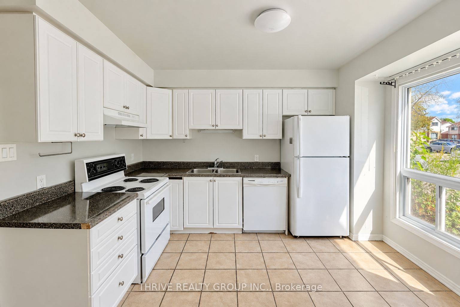 Unit 17 - 126 Belmont Drive, London 3
