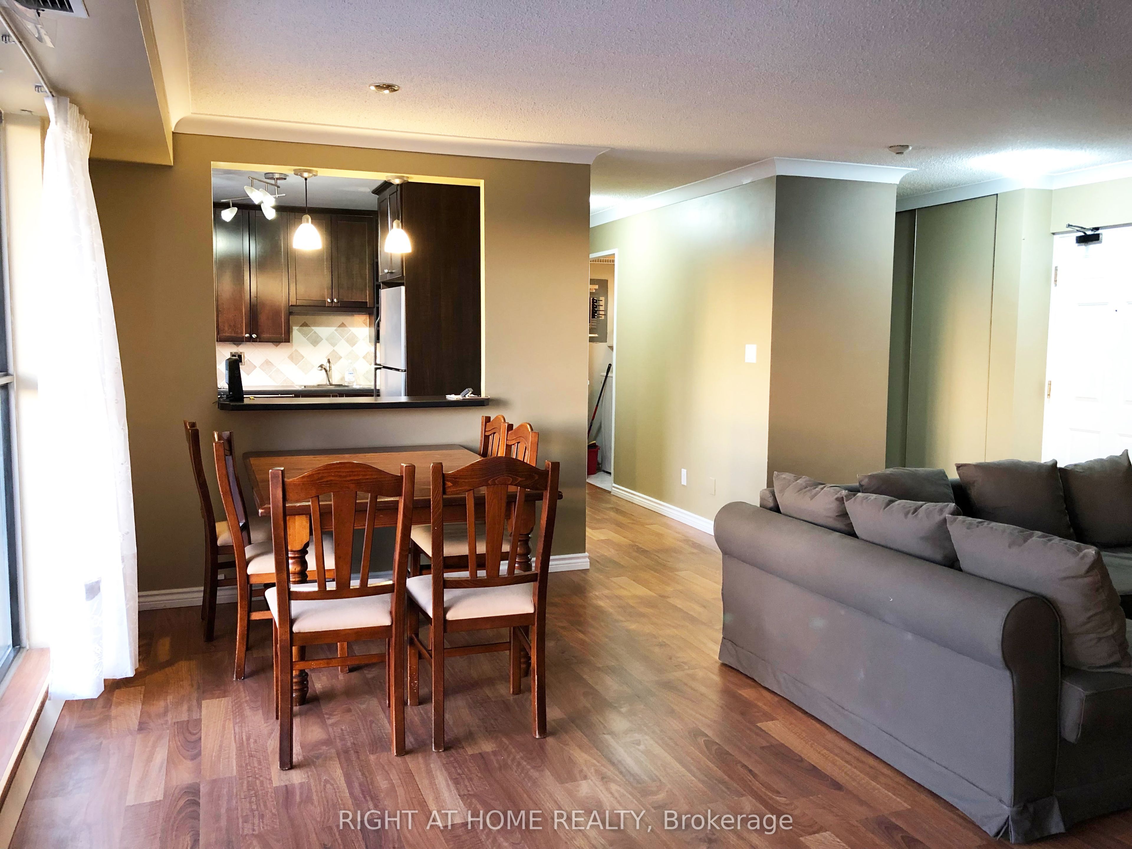 Unit 505 - 300 Keats Way, Waterloo 2