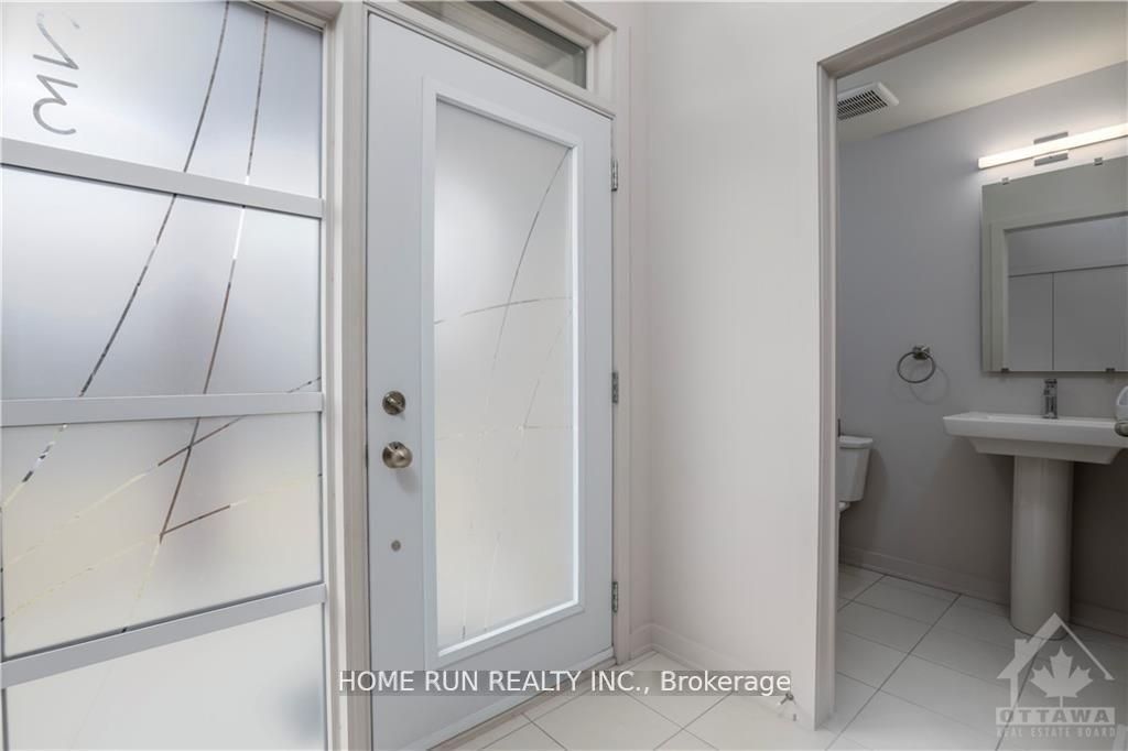 923 Chipping Circle, Orleans-Gloucester 2