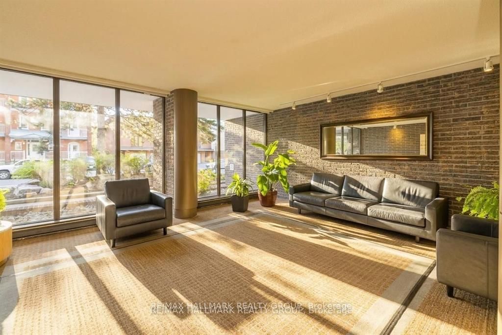 Unit 2003 - 71 Somerset Street W, Ottawa 4