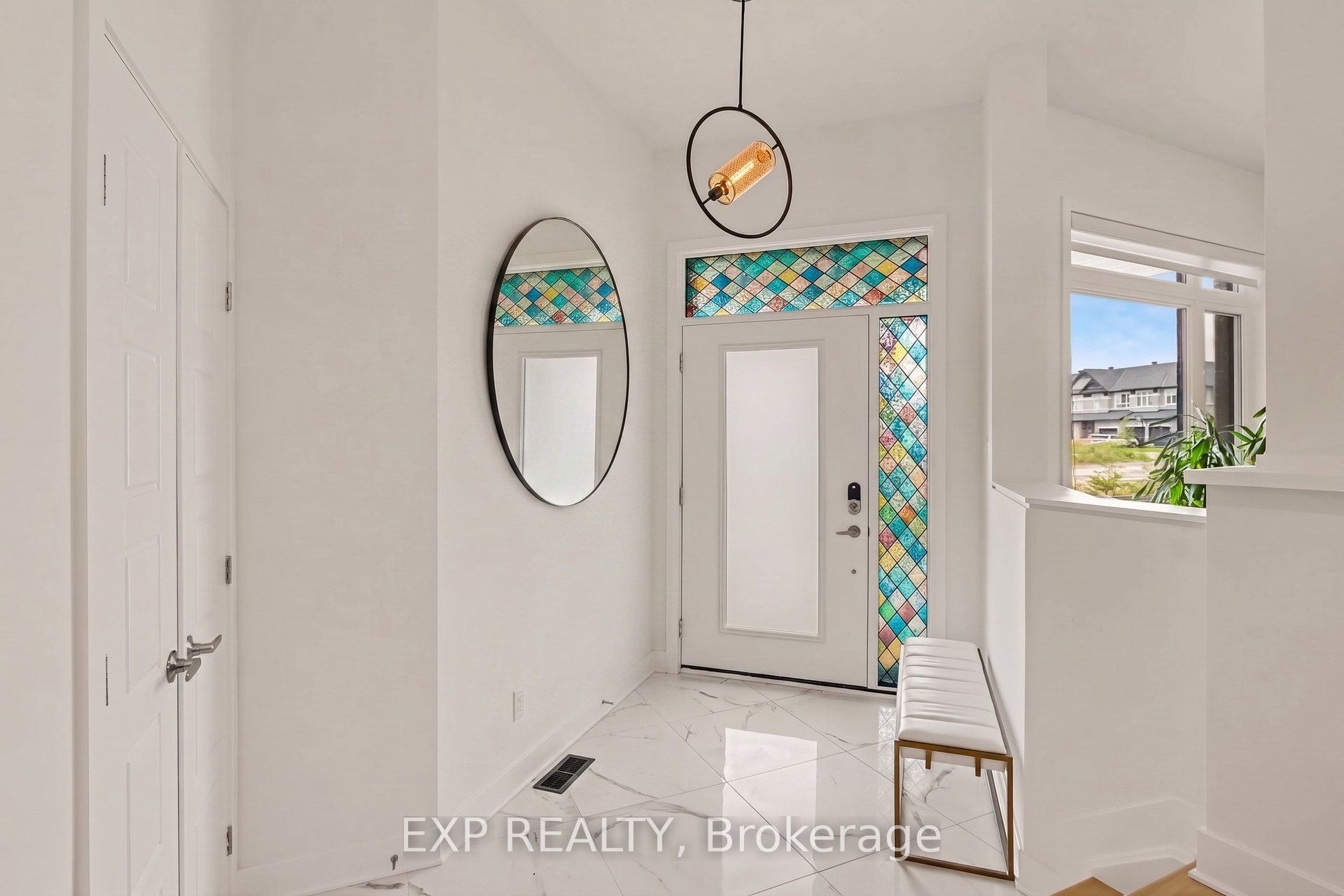 810 Acai Way, Orleans-Gloucester 4