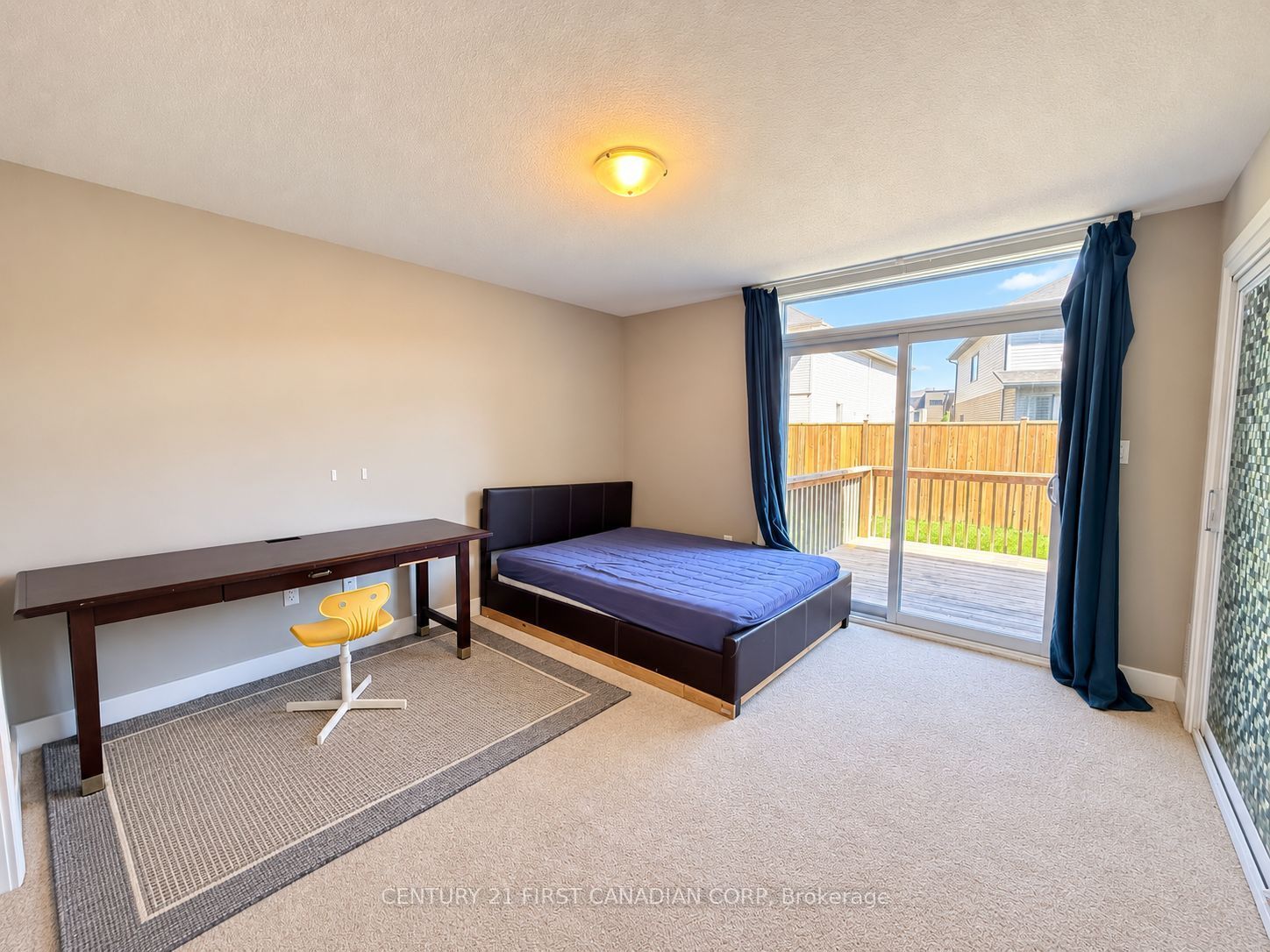 Unit 208 - 1960 Dalmagarry Road, London 3