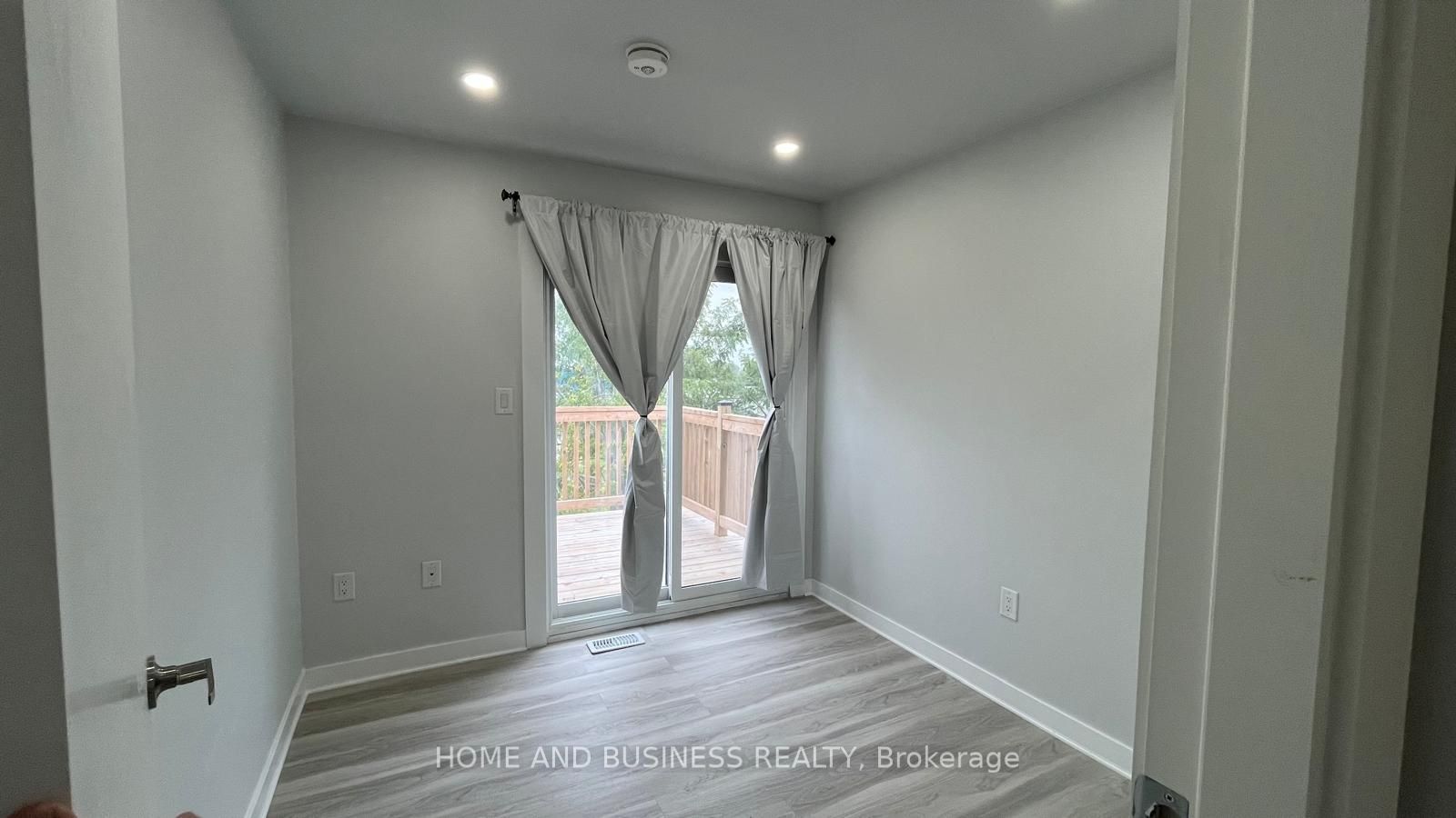 Unit 3 - 2 patricia Street, Thorold 5