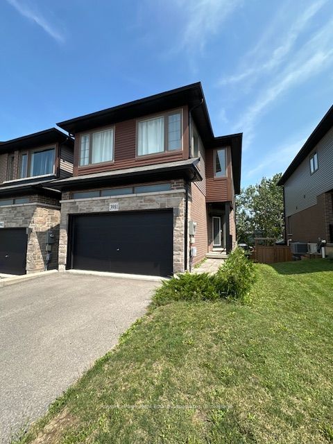 3981 Crown Street, Lincoln 1