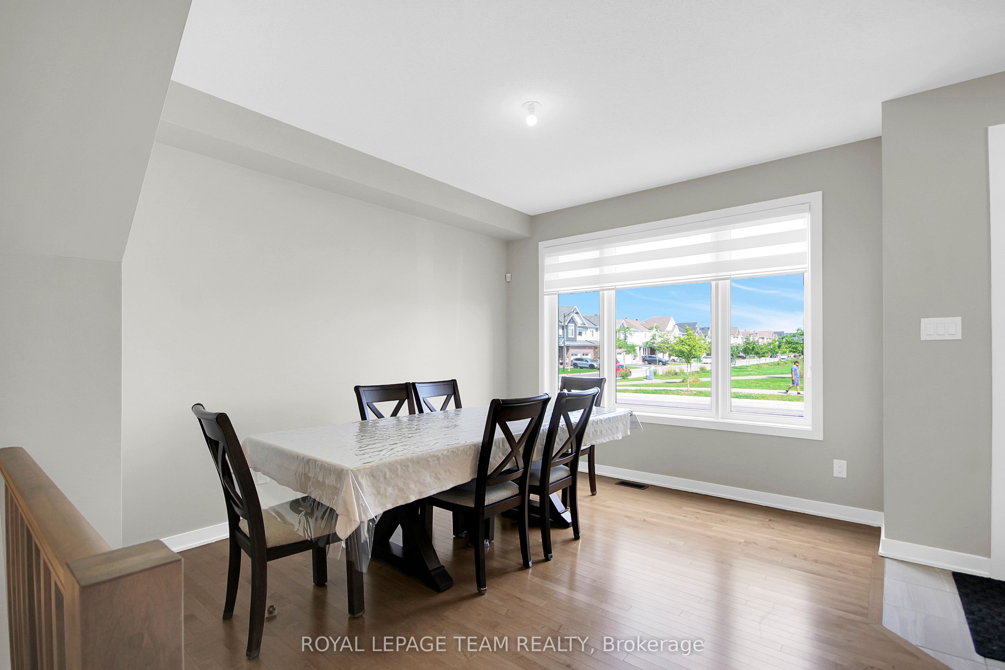 2036 Elevation Road, Nepean 5