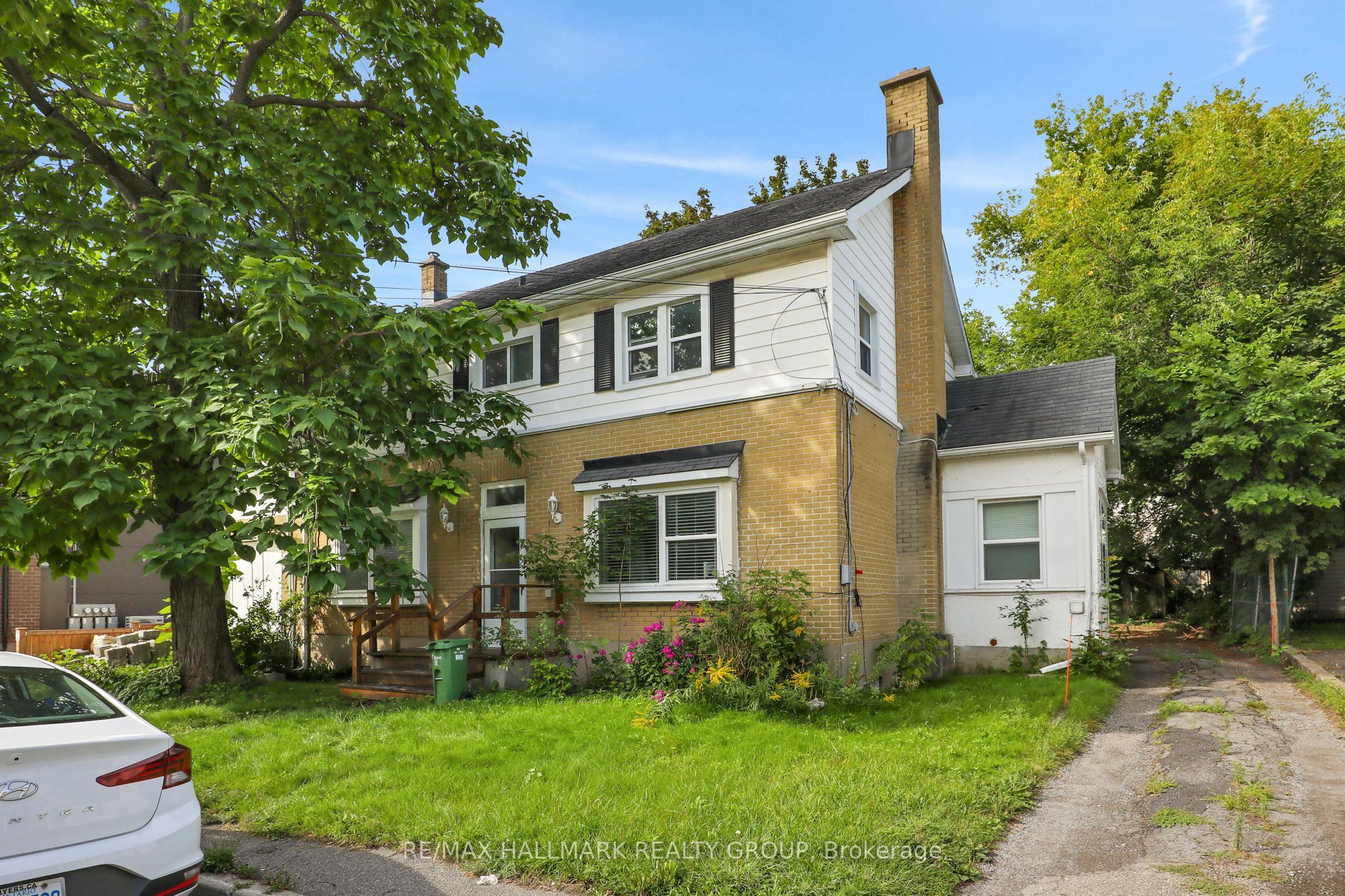 310 Mona Avenue, Ottawa 2