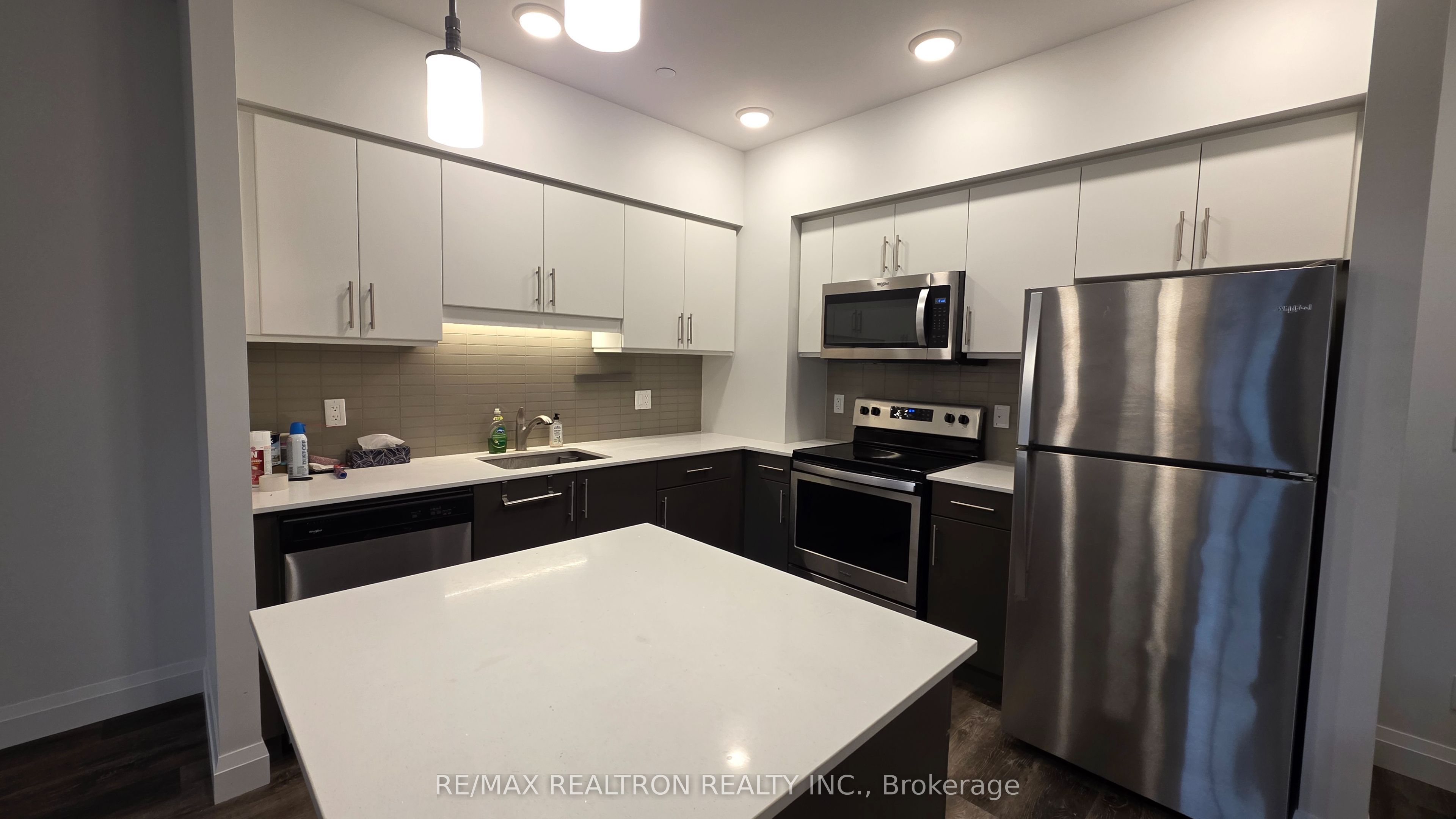 Unit 302 - 399 Queen Street S, Kitchener 4