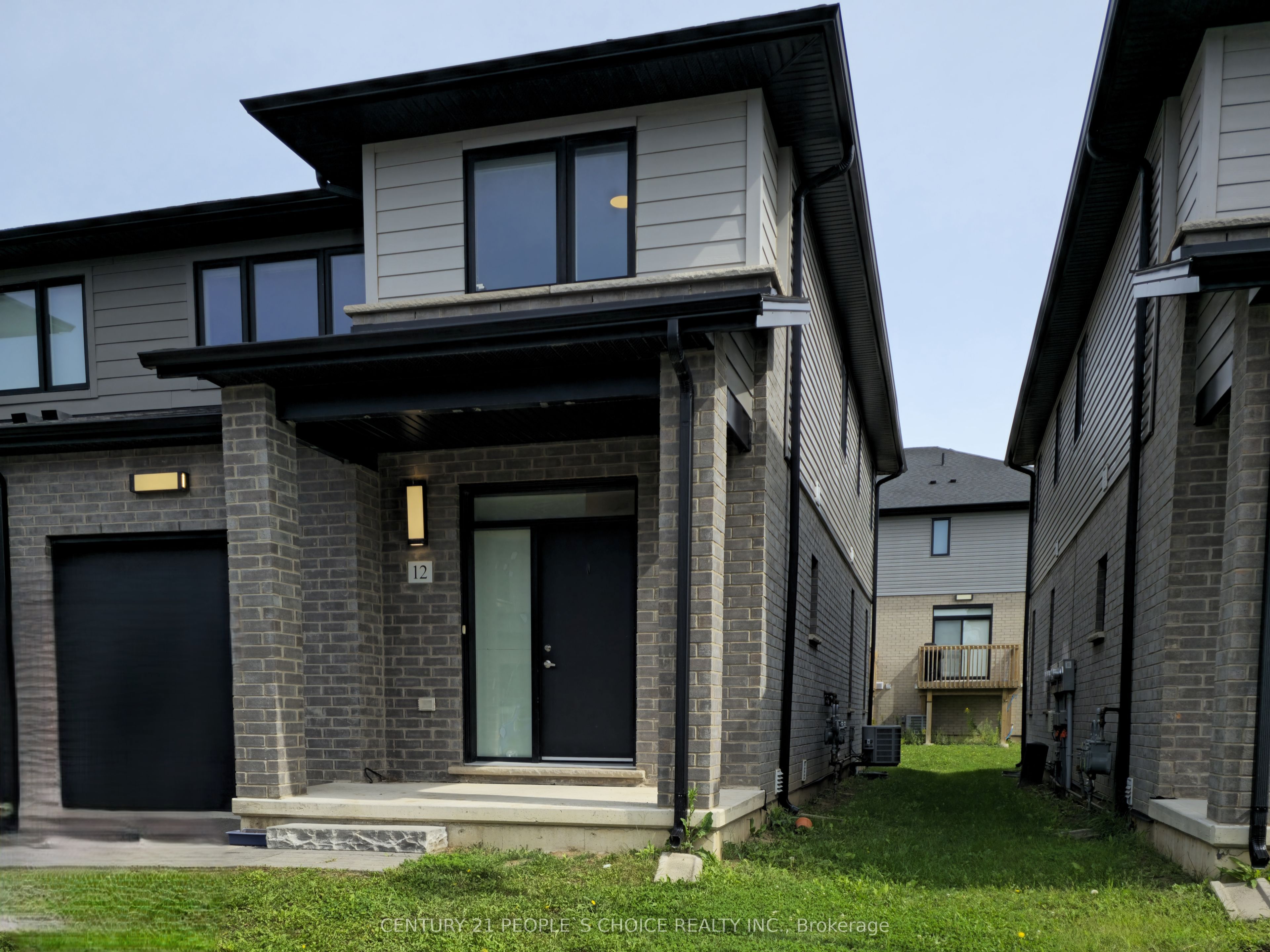 Unit 12 - 3635 Southbridge Avenue S, London 3