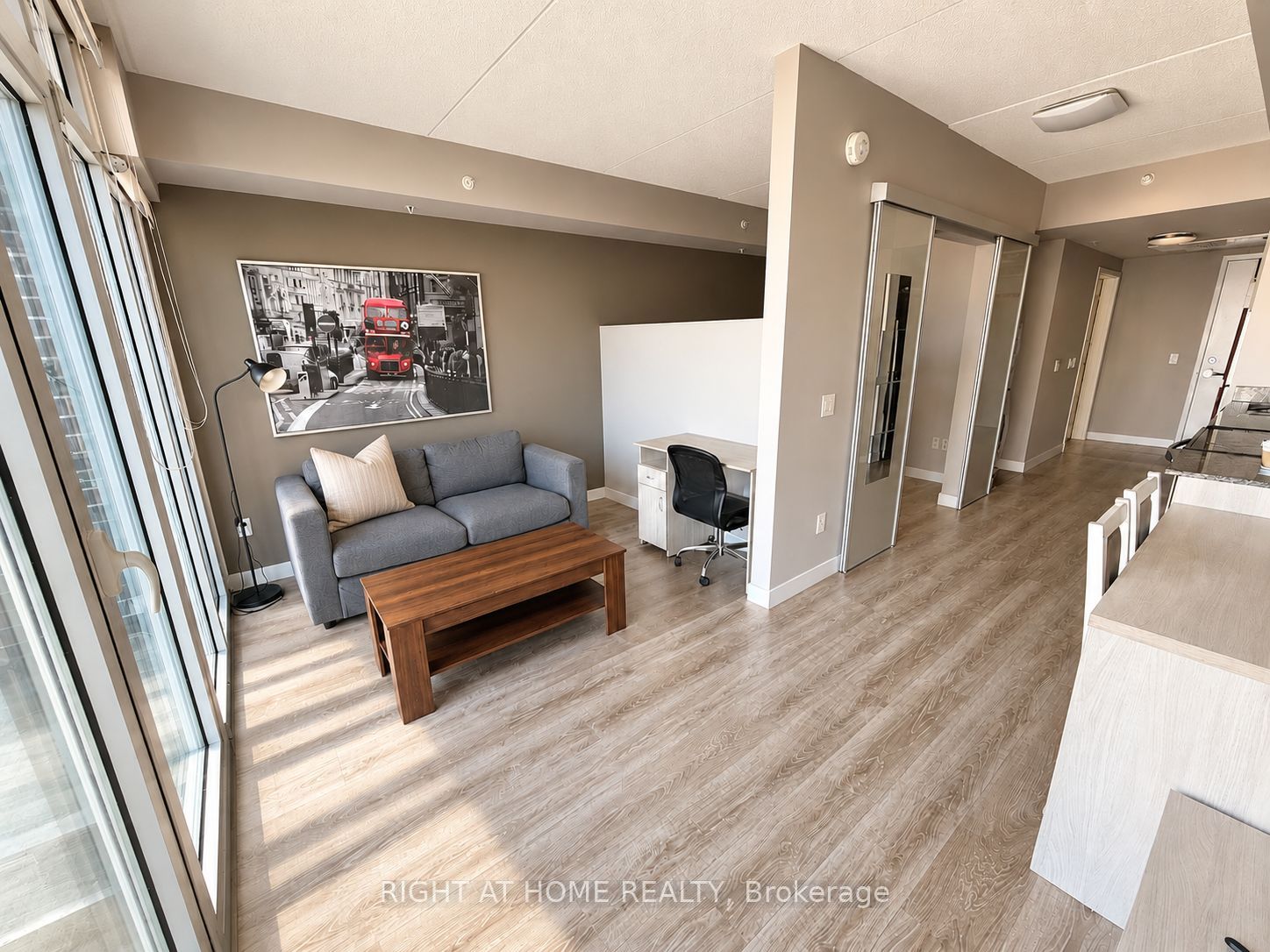 Unit 713 - 250 Albert Street, Waterloo 4