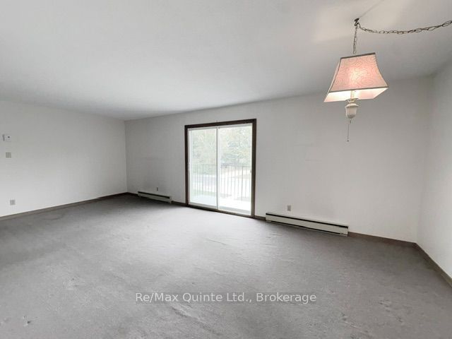 Unit 3 - 49 Oxford Road, Quinte West 5