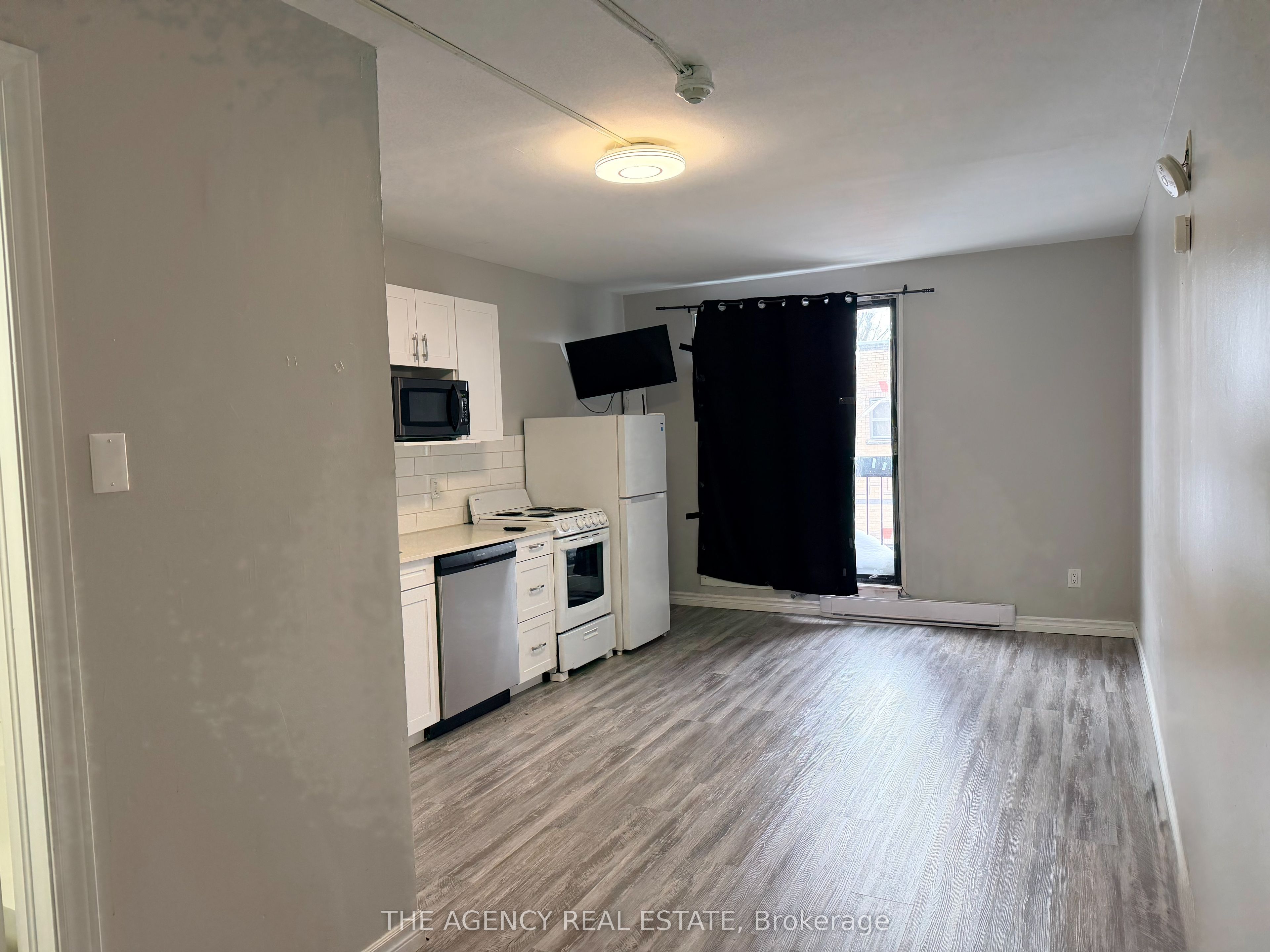 Unit 305 - 91 Thames Street S, Ingersoll 4