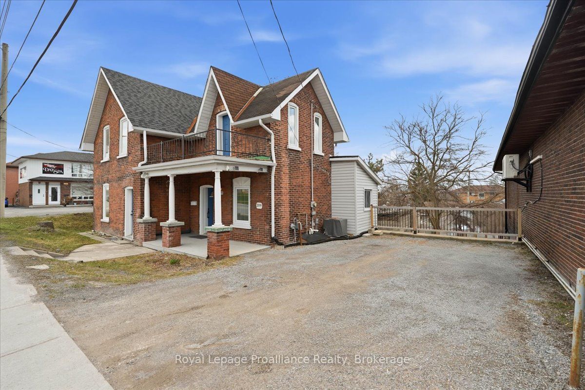 209 Dundas Street E, Quinte West 3