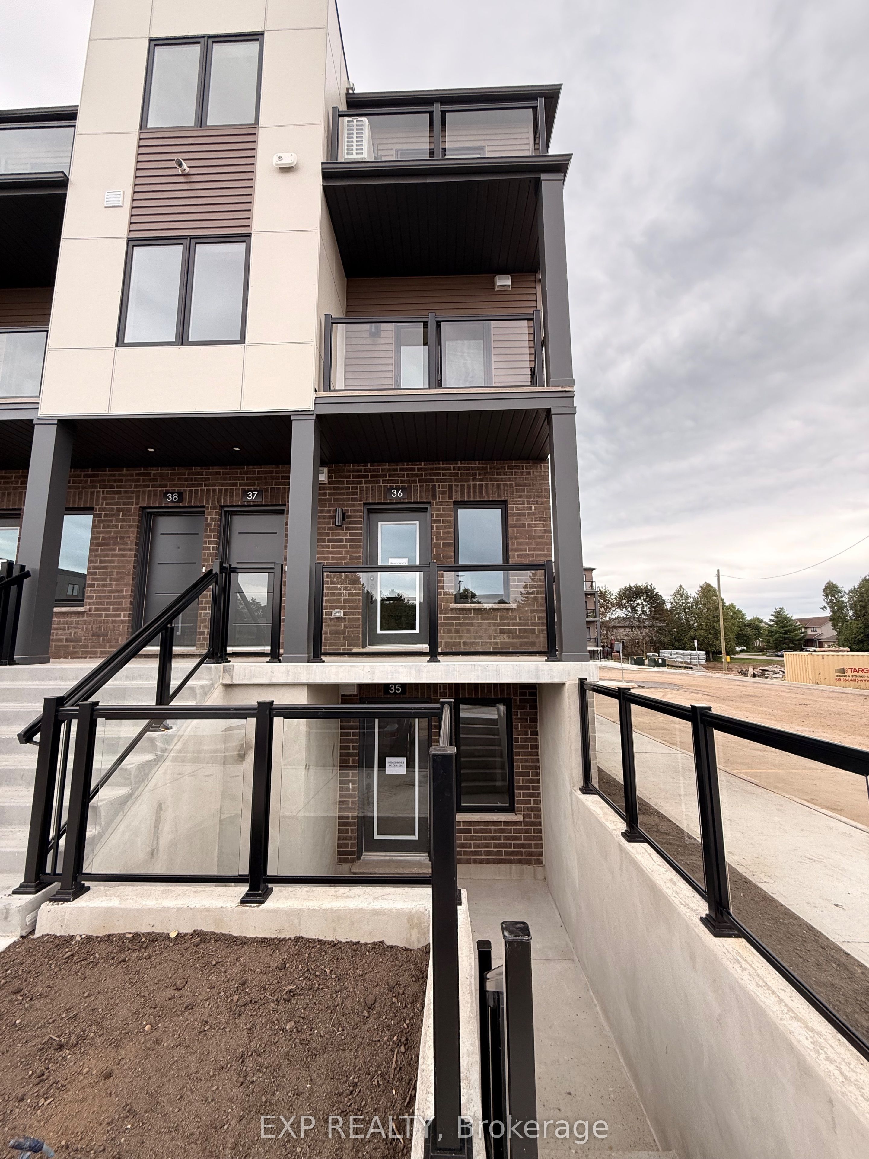 Unit 35 - 42 Lowes Rd. West Road, Guelph 3