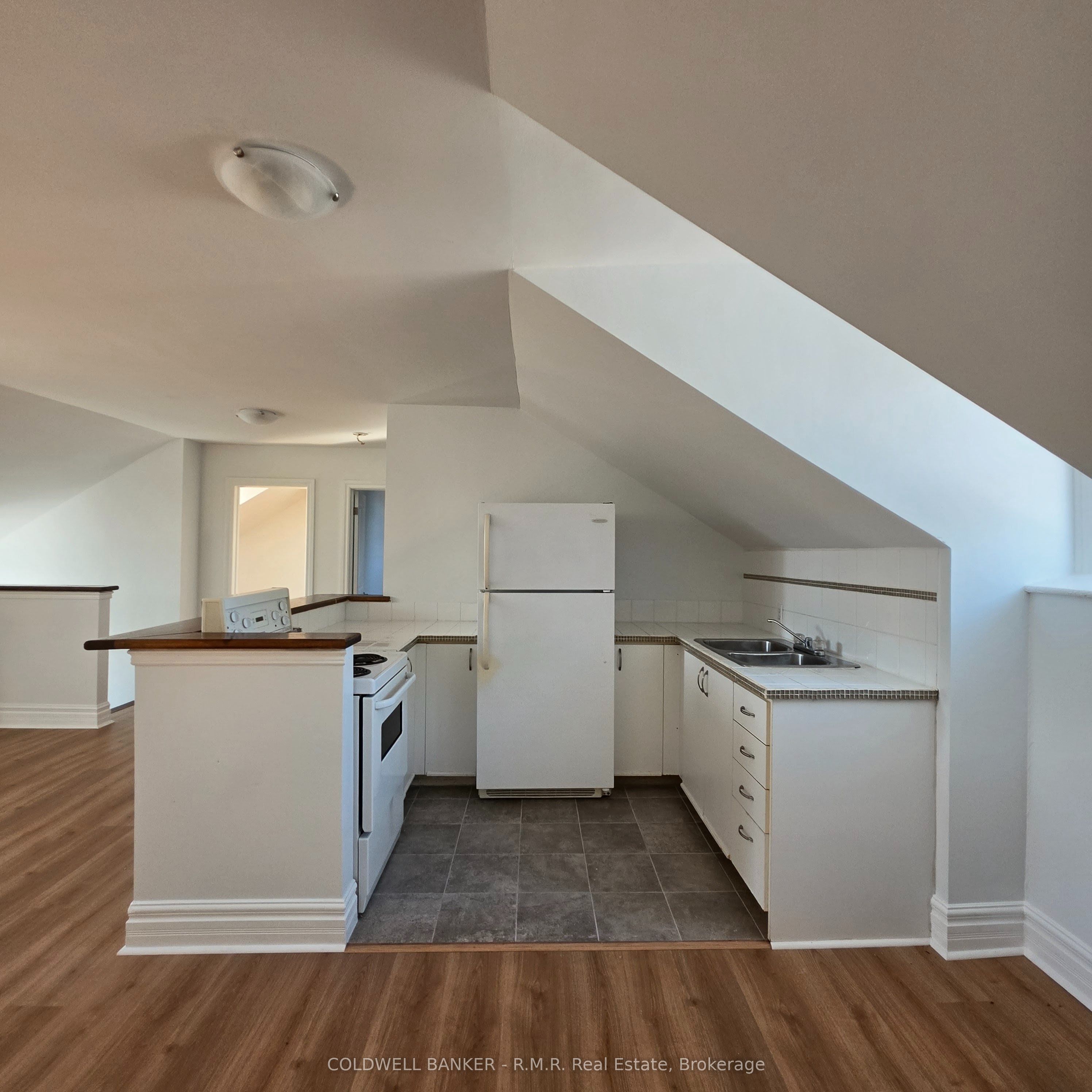 Unit C - 87 Albert Street, Cobourg 5