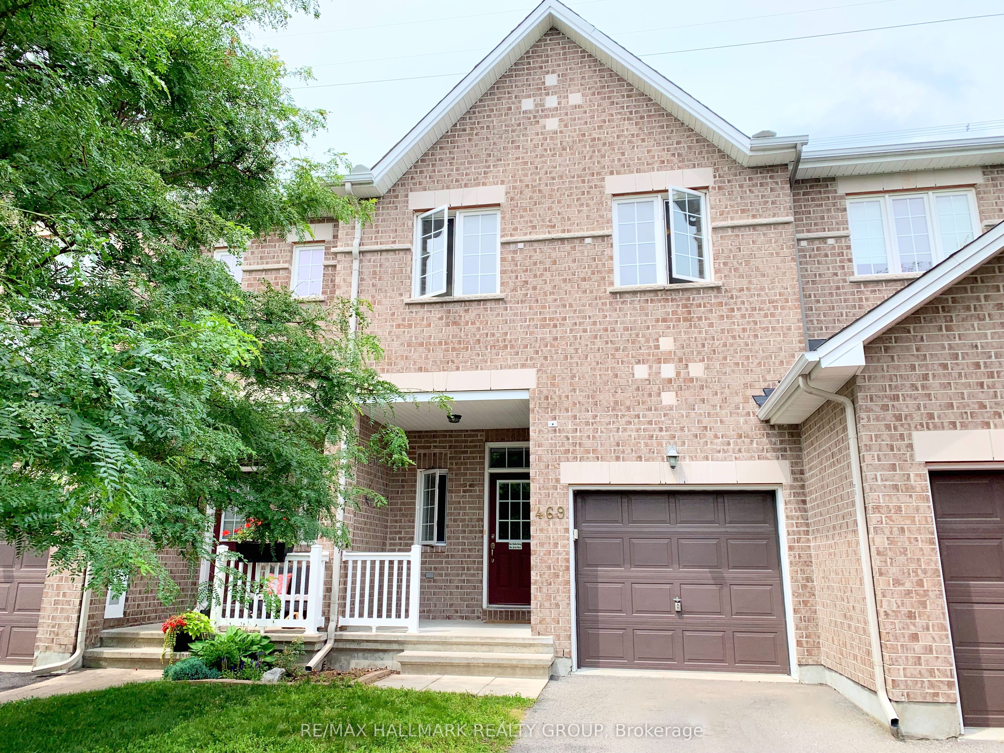 469 Foxhall Way, Kanata 2