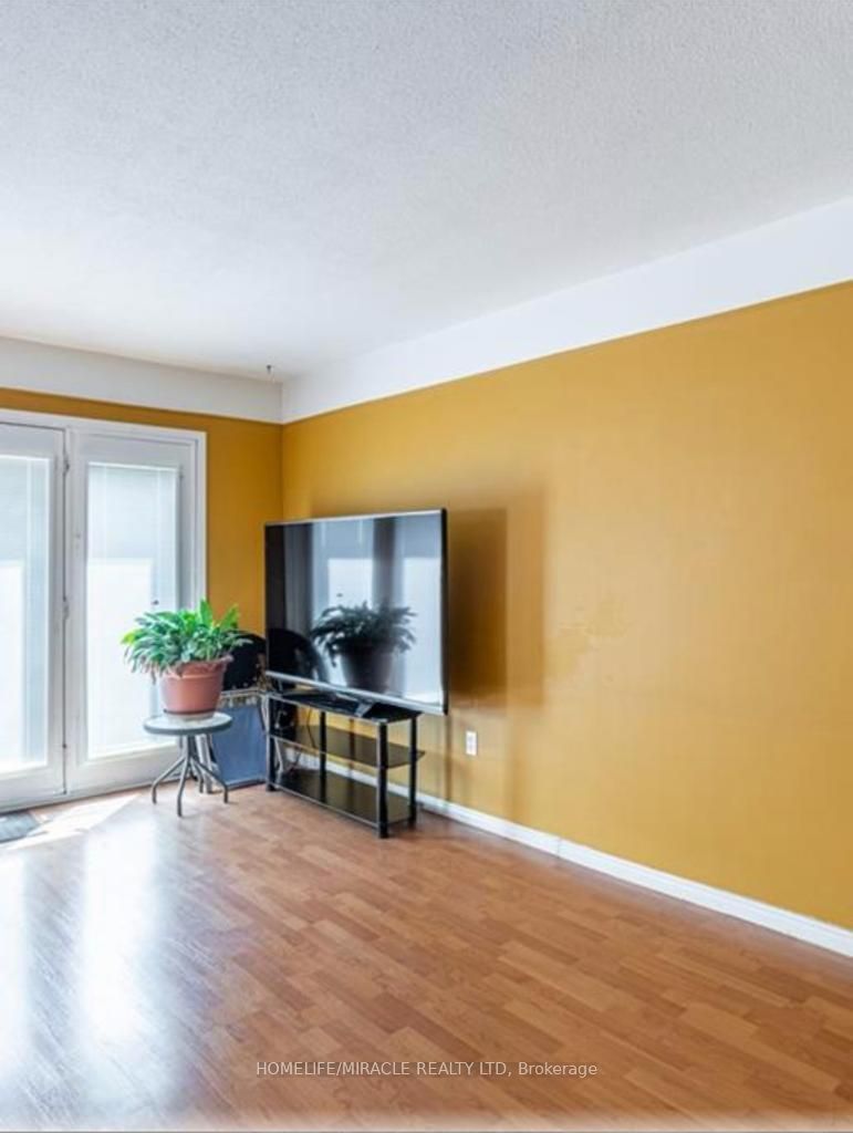 Unit 12 - 669 Osgoode Drive, London 4