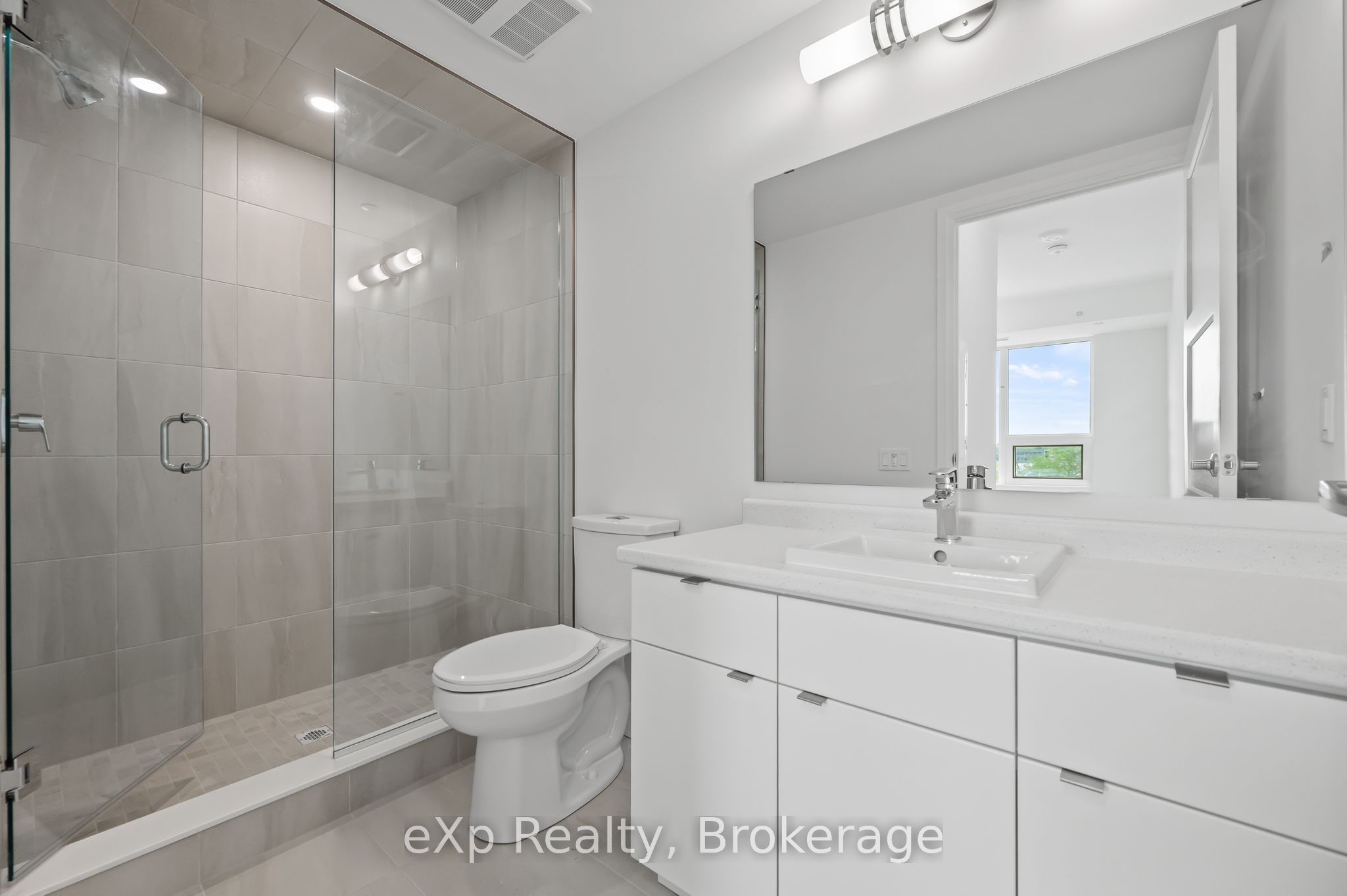 Unit 606 - 93 Arthur Street S, Guelph 4