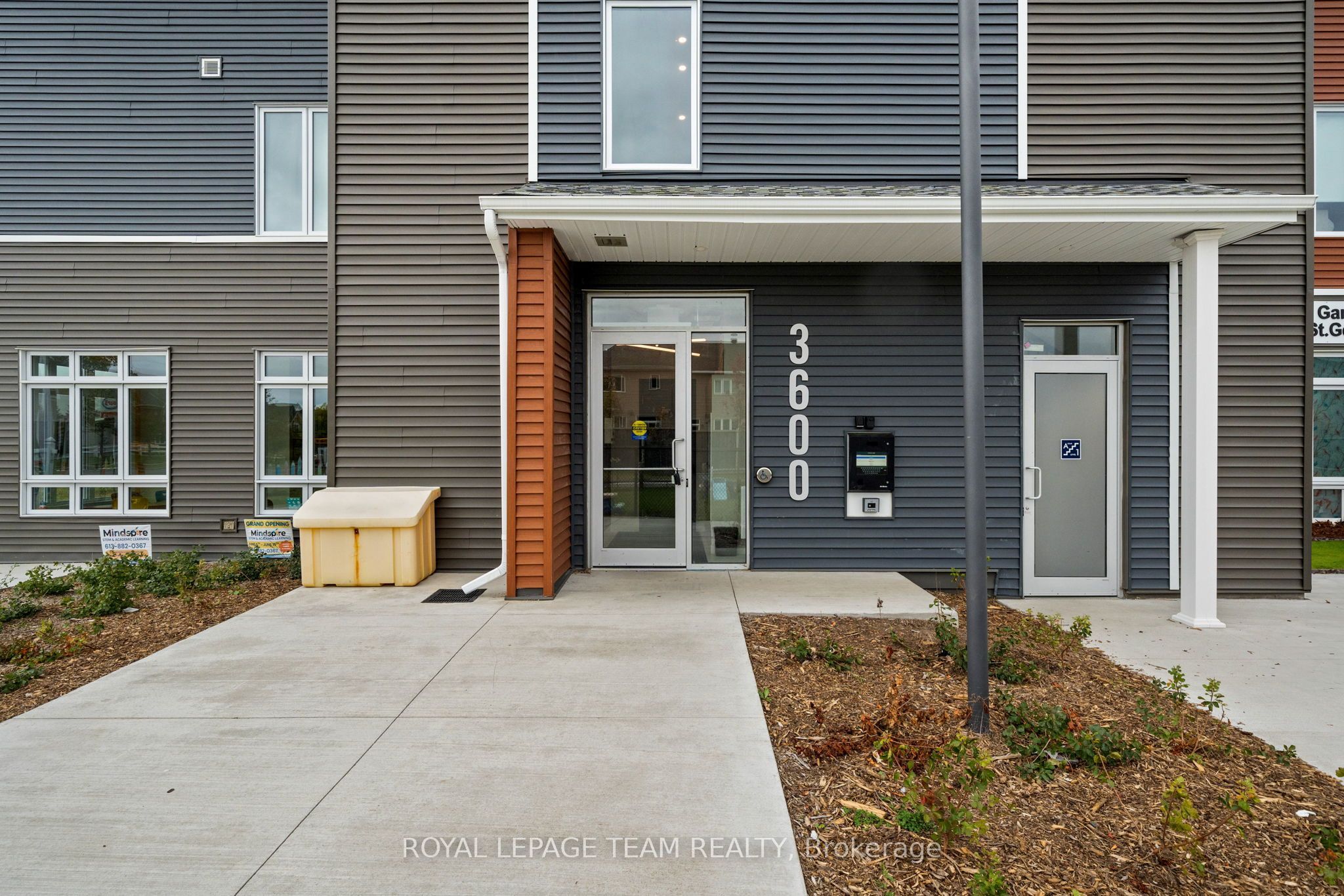 Unit 311 - 3600 Brian Coburn Boulevard, Cumberland 3