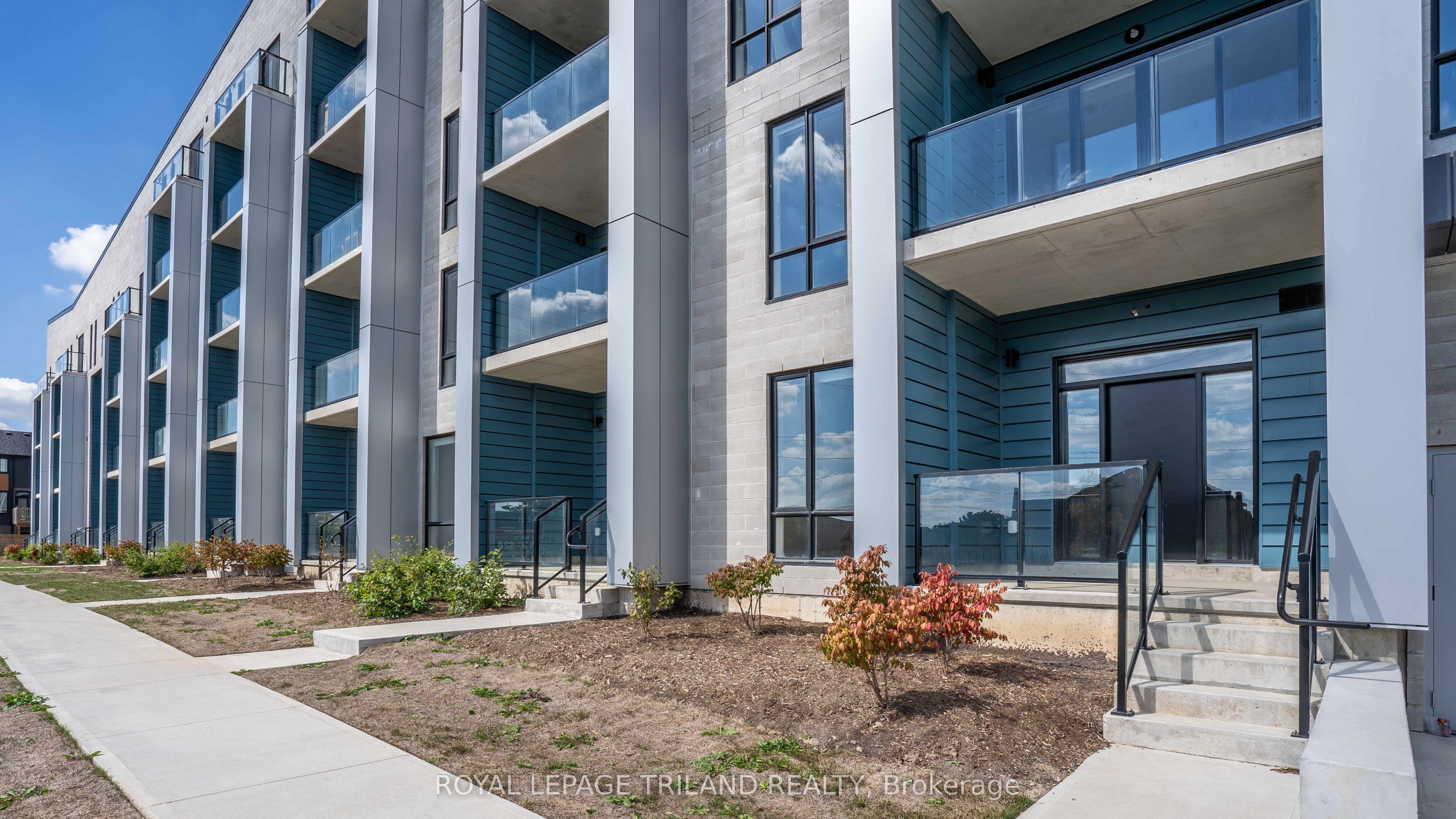 Unit 101 - 865 Kleinburg Drive, London 5