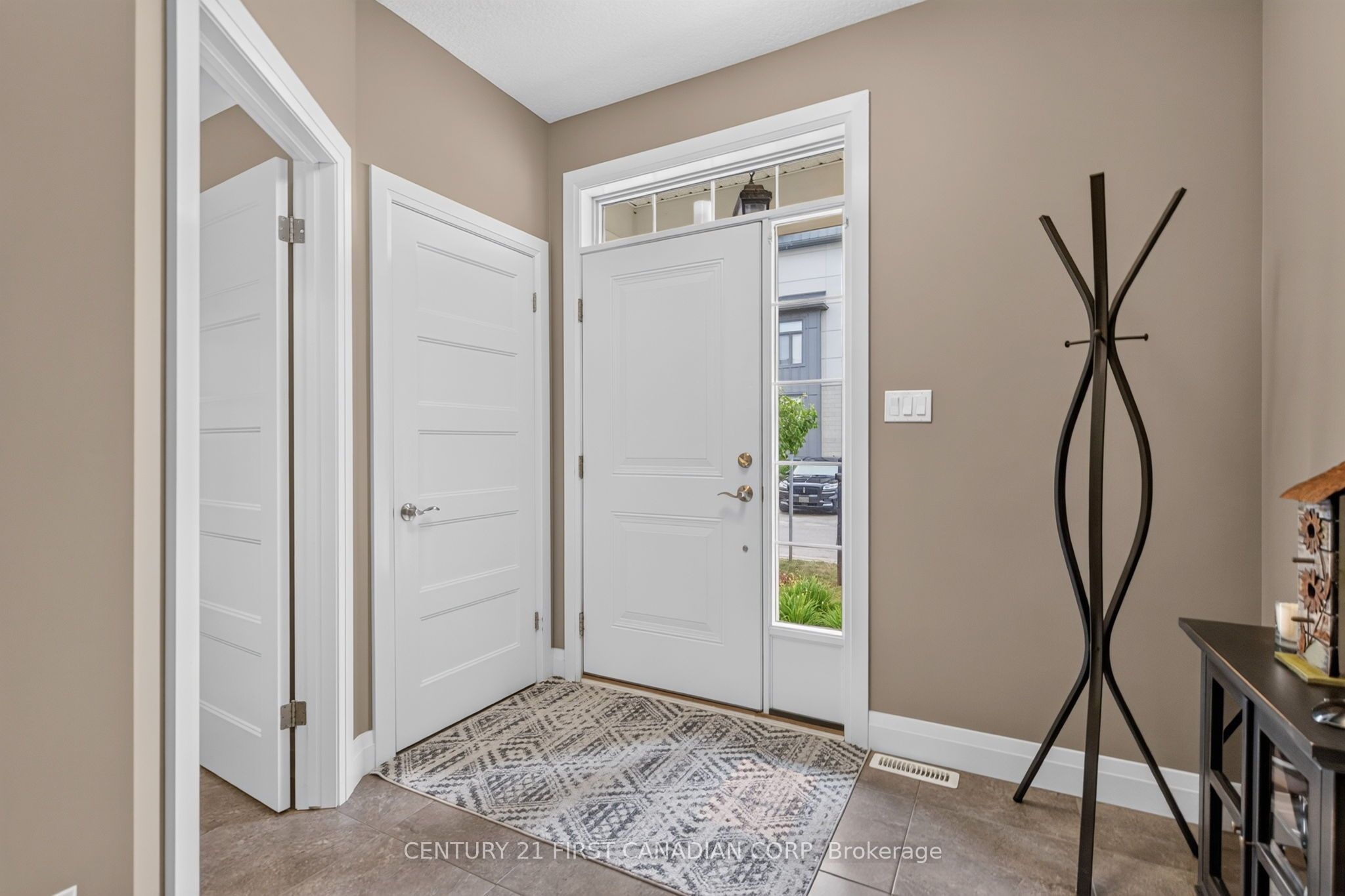 Unit 98 - 275 Callaway Road, London 3