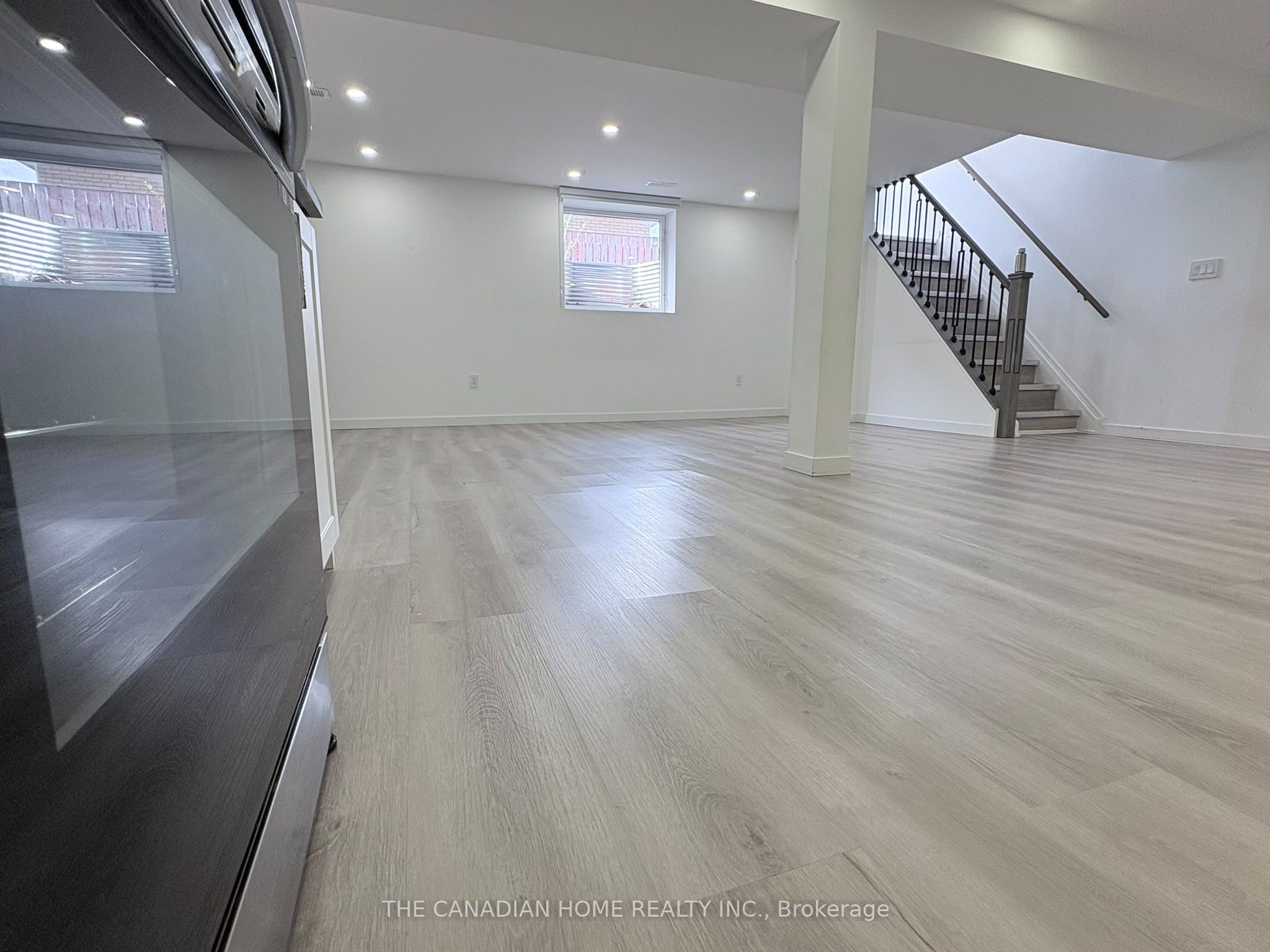 Unit 2 - 63 Champlain Avenue, Hamilton 4