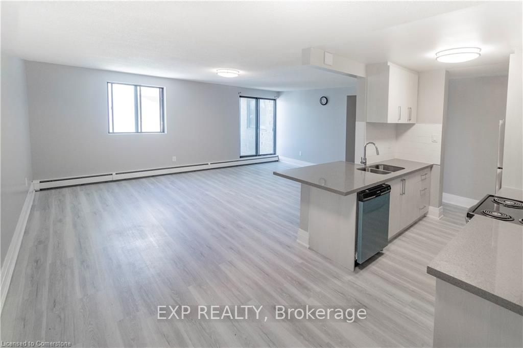 Unit 609 - 4422 Huron Street, Niagara Falls 2