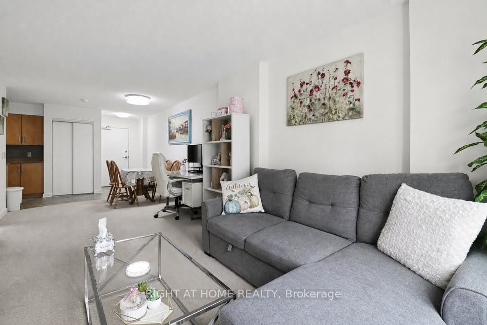 Unit 711 - 138 SOMERSET Street W, Ottawa 4
