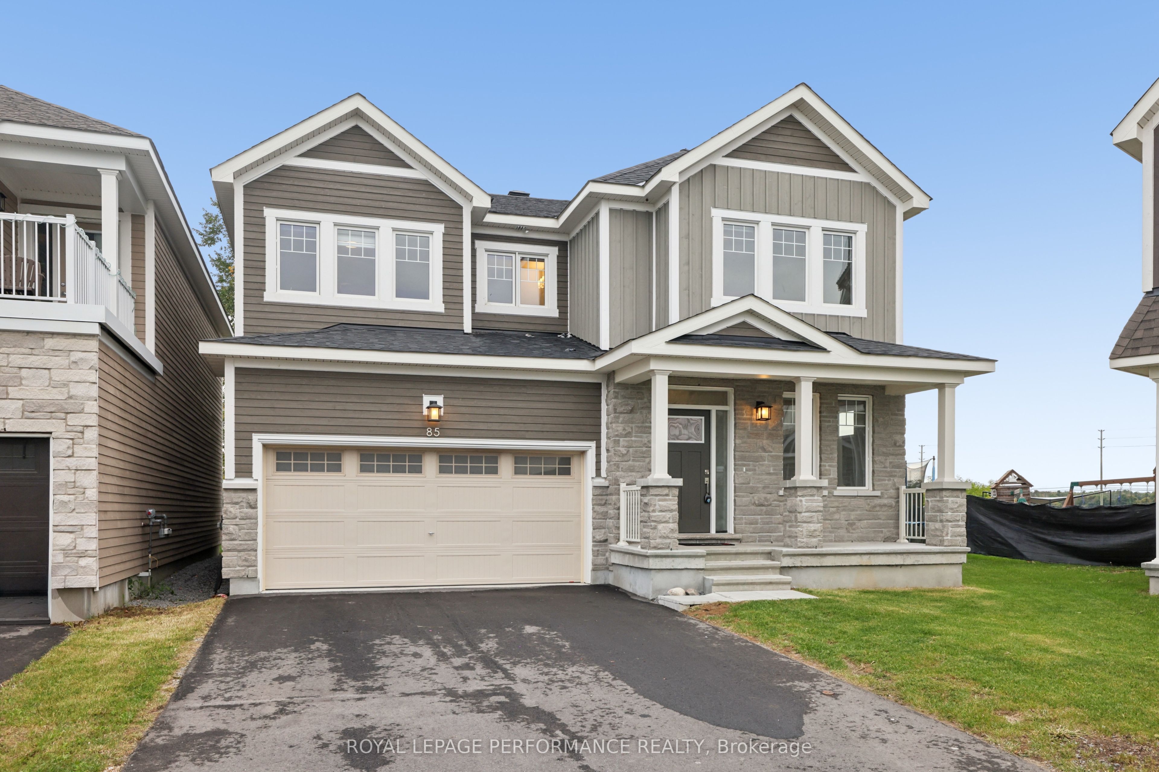 85 HACKAMORE Crescent, Stittsville-Goulbourn 2