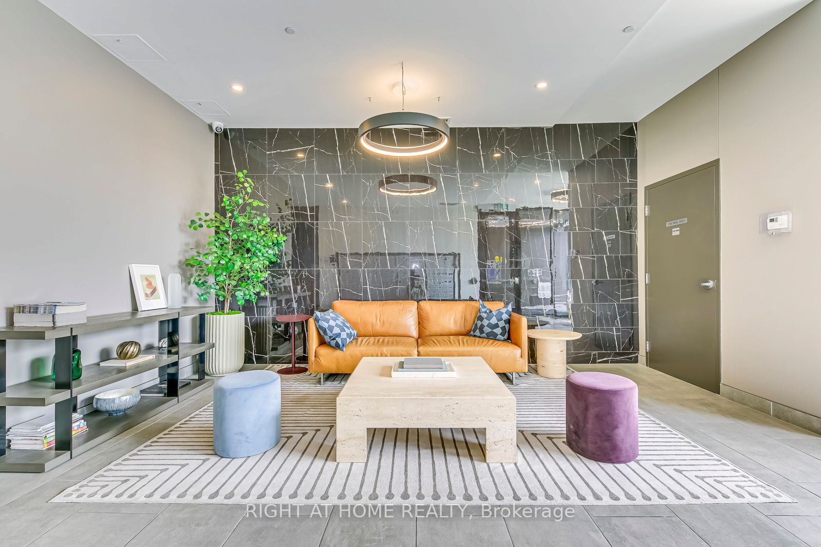 Unit 1102 - 100 GARMENT Street, Kitchener 4
