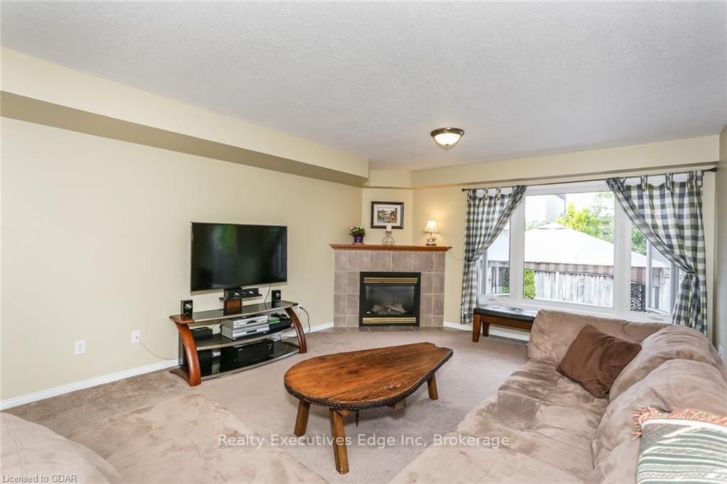 Unit Main - 59 Marsh Crescent, Guelph 4