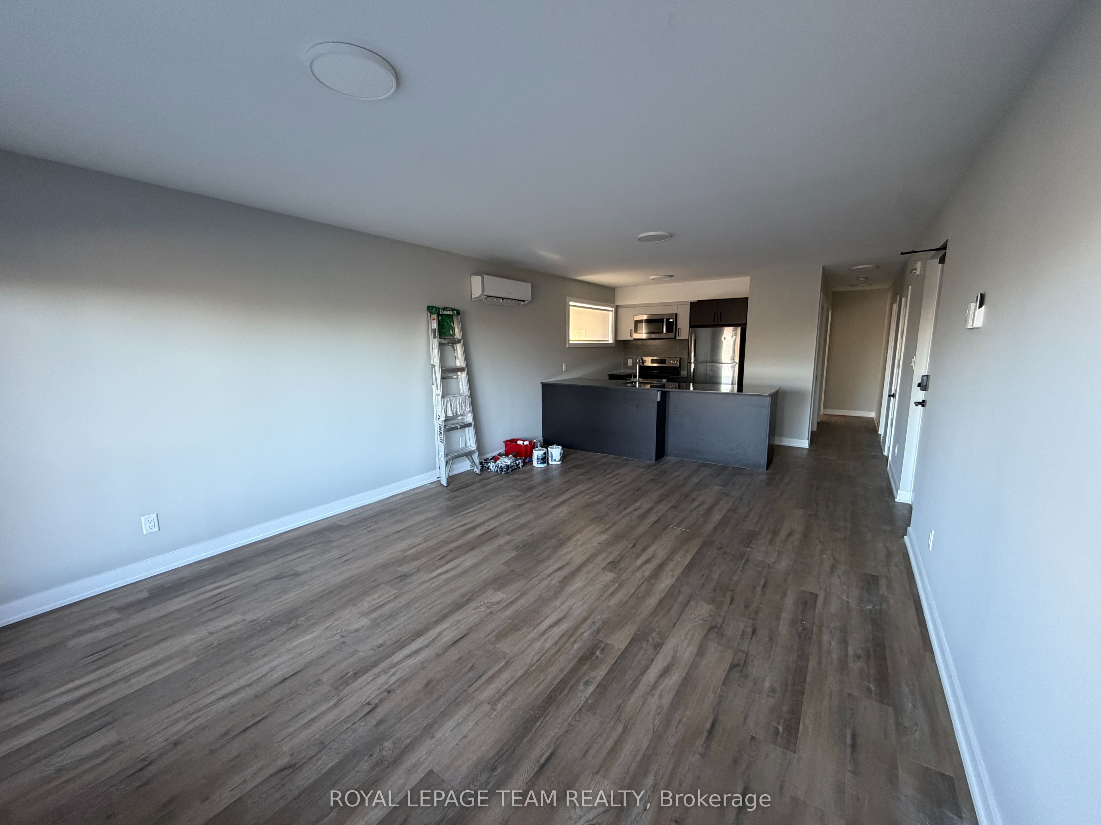 Unit 102 - 1305 Summerville Avenue, Ottawa 3