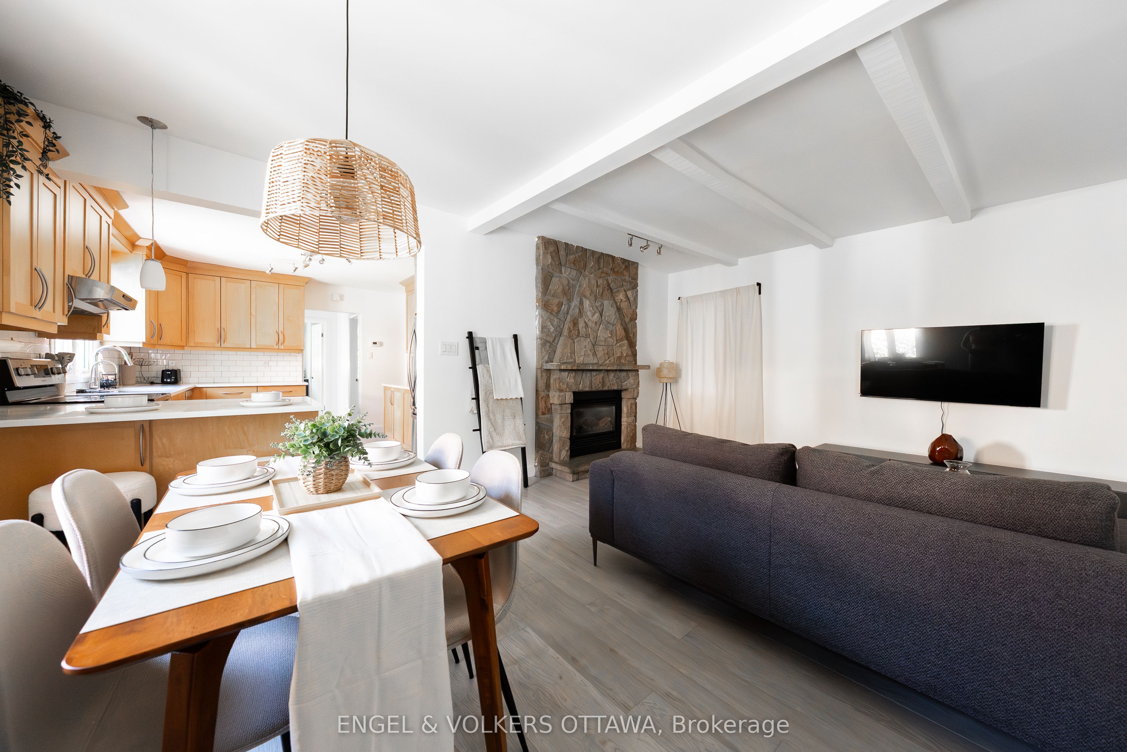 531 Laderoute Avenue, Ottawa 3