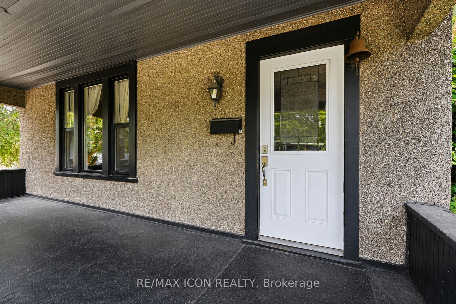 31 Mount Pleasant Avenue, London 4