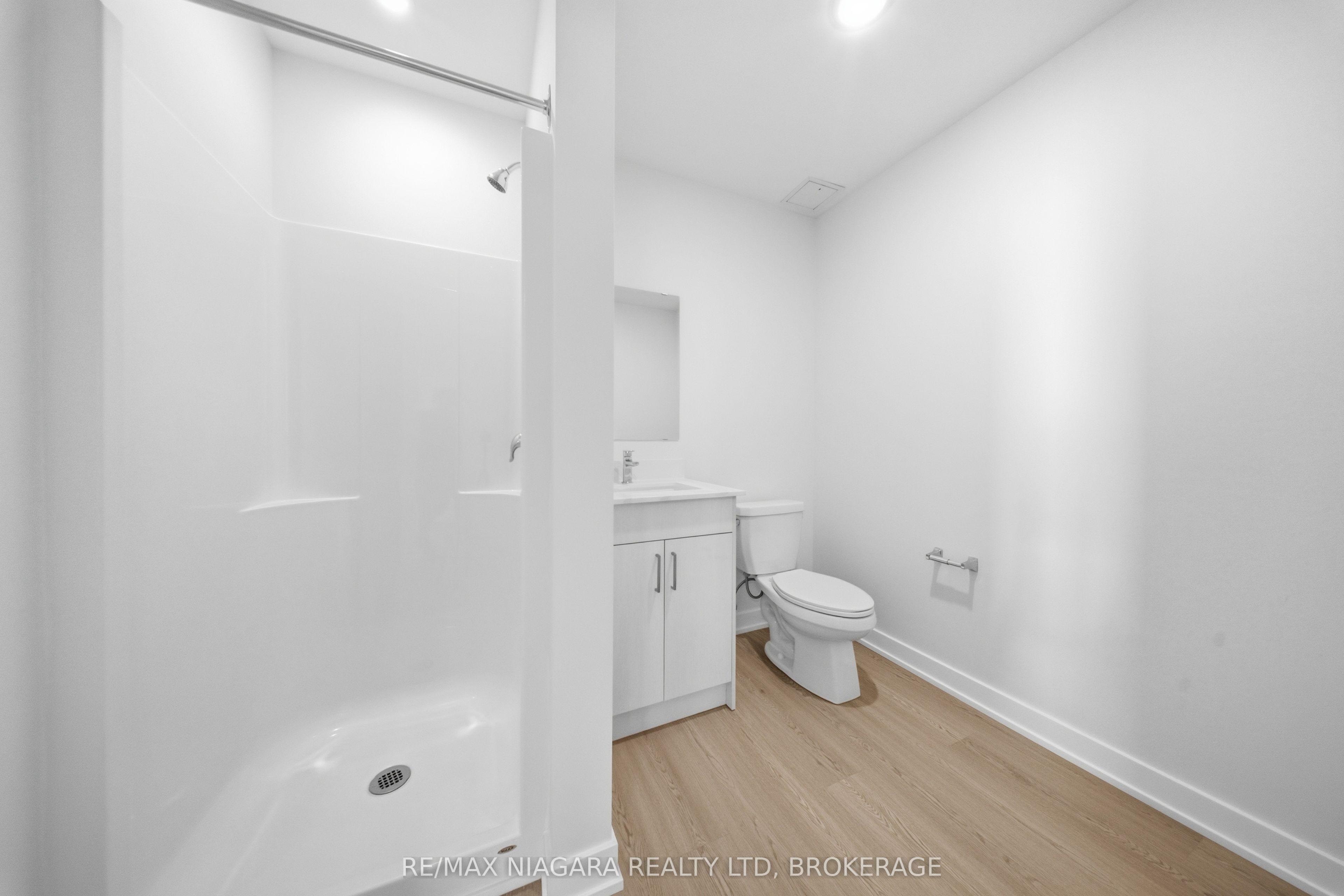 Unit 203 - 140 Church Street, St. Catharines 5