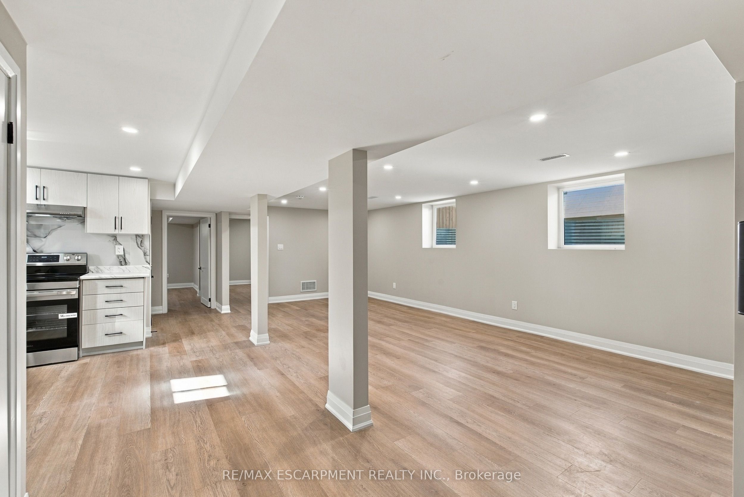 Unit Lower - 46 Bobolink Road, Hamilton 5