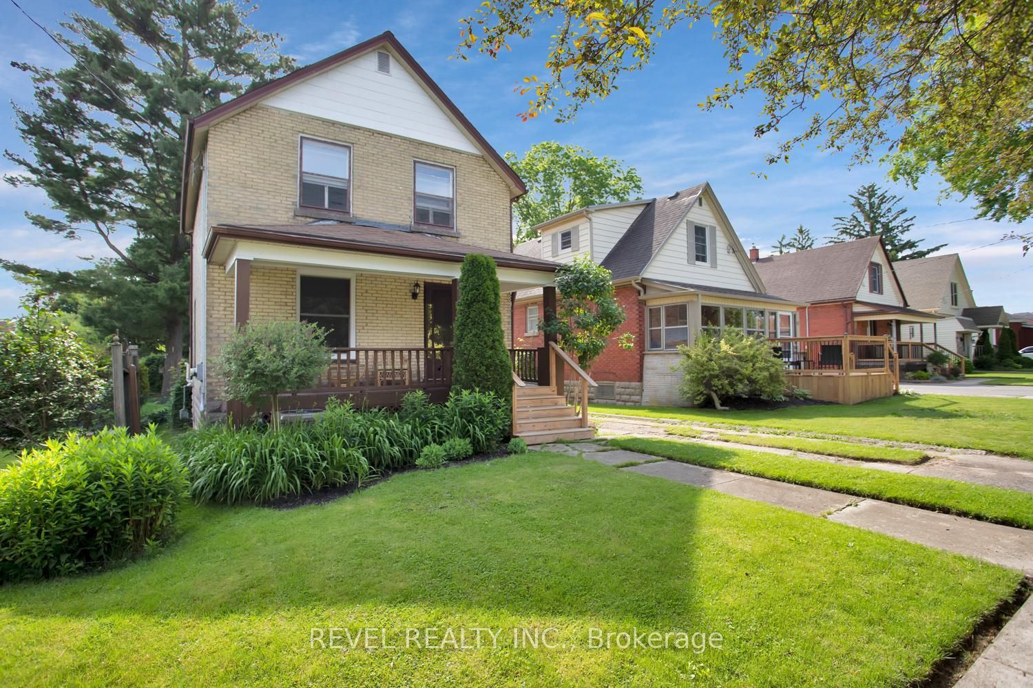 59 Arthur Ave, St. Thomas, Ontario N5P3L4 Sold History | HouseSigma